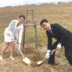 緑化キャンペーンの苗木贈呈式・植樹式in来福（福井）