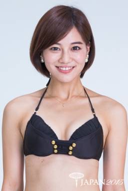 石井　里奈